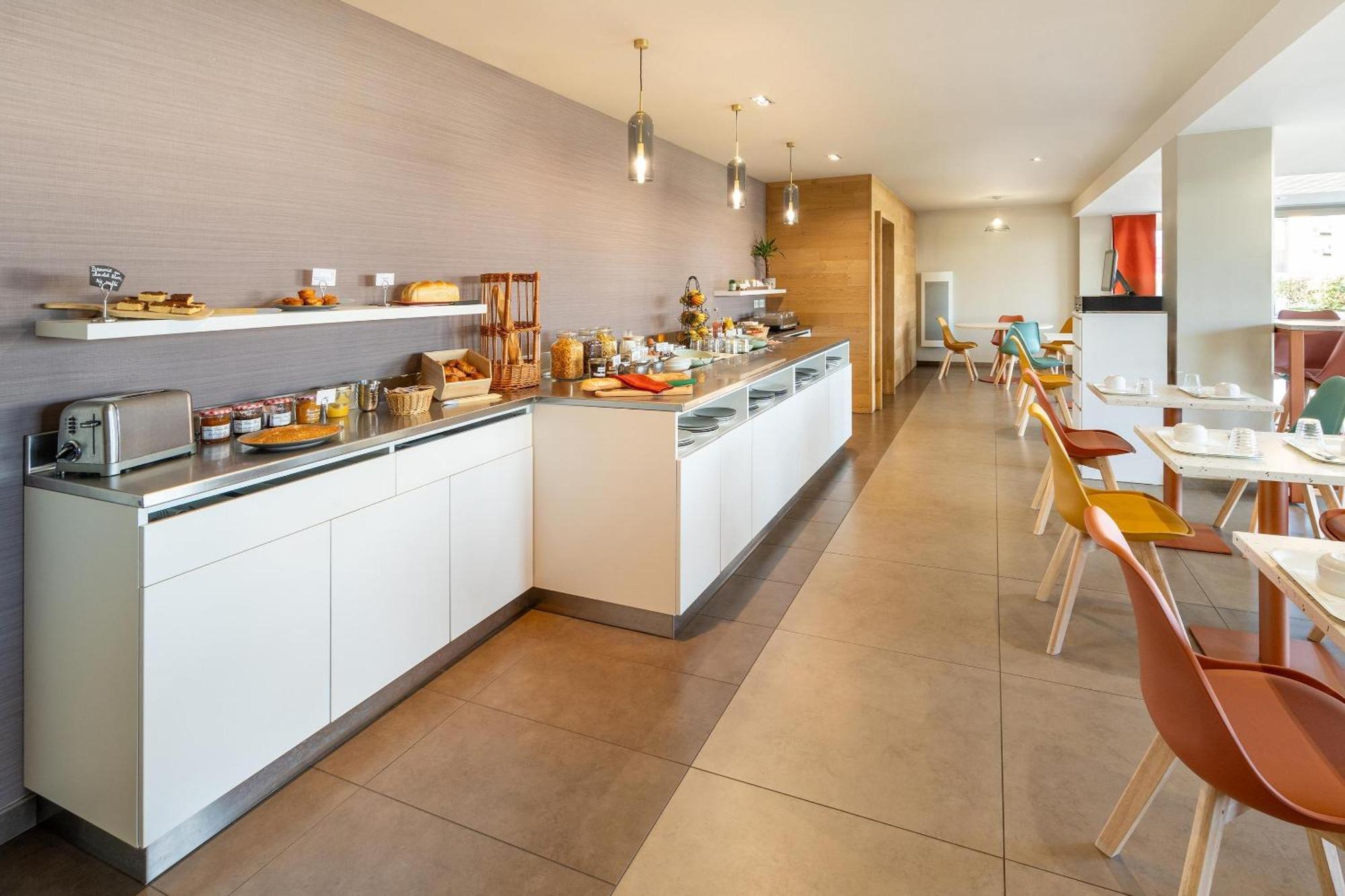 Sure Hotel By Best Western Rennes 샹트피 외부 사진